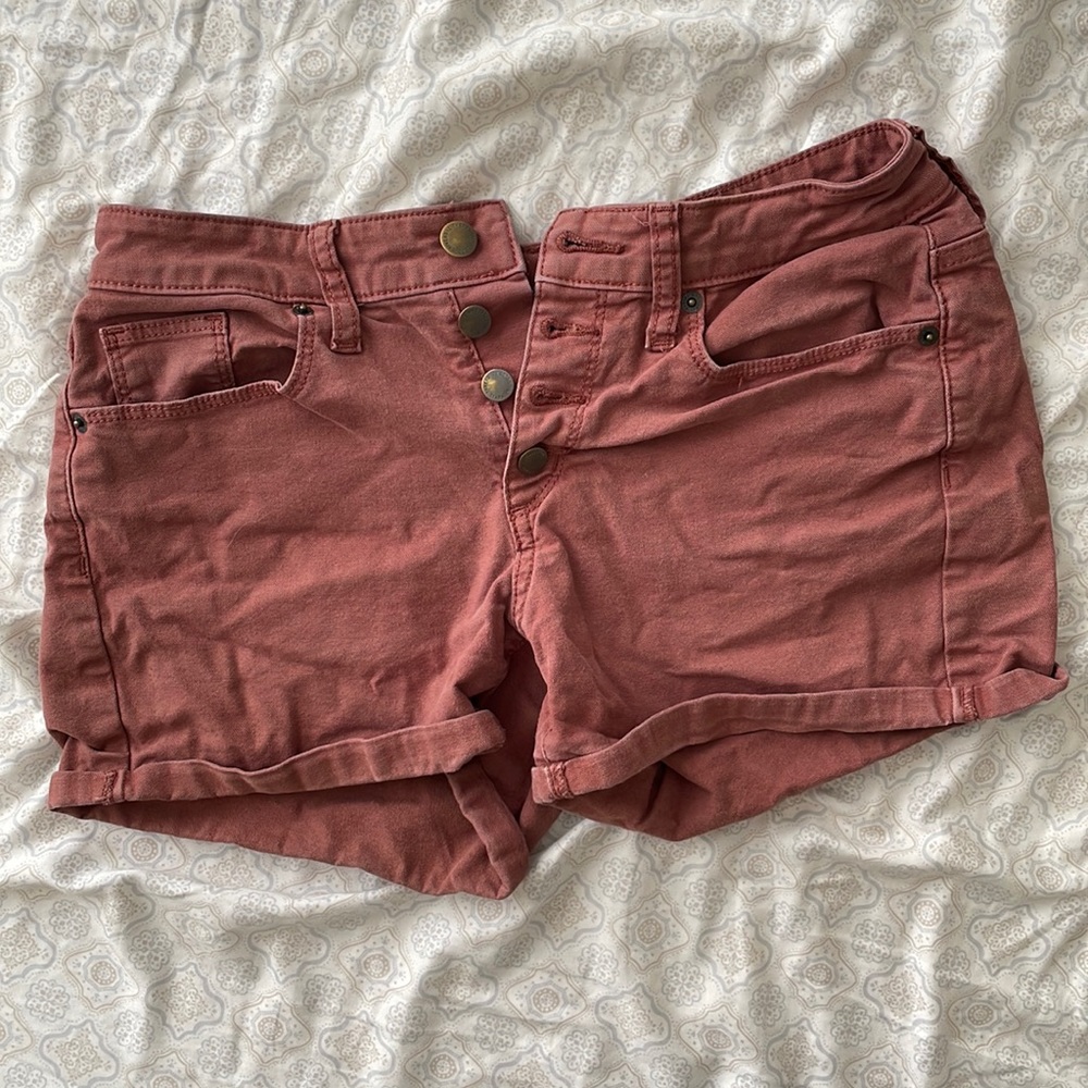 Universal Thread high rise midi shorts, size 2/26